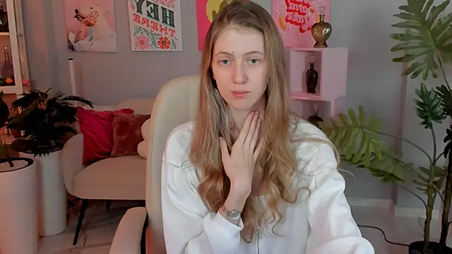 Sharon Evansi online show from December 20, 11:28 am