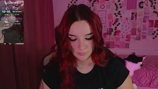 Snapshot of CookyDaisy chatting on November 8, 7:45 pm CookyDaisy online show from November 8, 7:45 pm