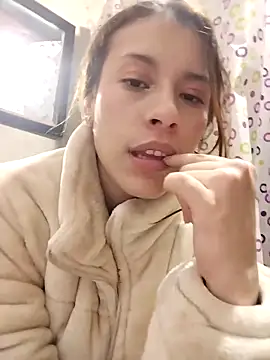 Snapshot of dahana0 chatting on March 9, 1:04 am dahana0 online show from March 9, 1:04 am