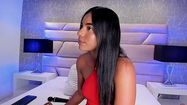 ChloeTayylor  online show from November 5, 7:47 pm