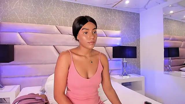 ChloeTayylor  online show from December 2, 7:42 pm