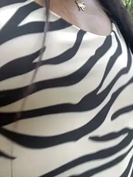 Snapshot of steisy325 chatting on February 2, 5:48 pm steisy325 online show from February 2, 5:48 pm