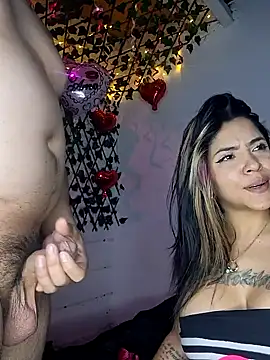 Snapshot of ethanandbrianna chatting on February 2, 5:53 am ethanandbrianna online show from February 2, 5:53 am