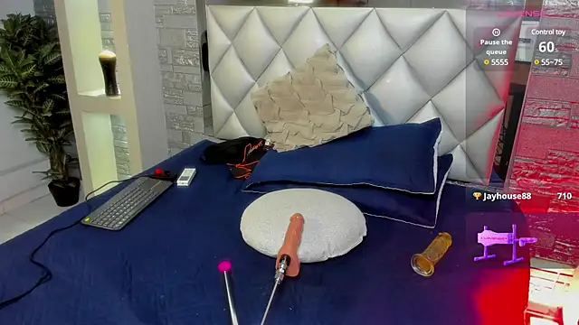 Aron Bolt online show from February 18, 10:25 pm