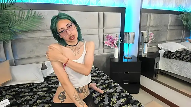 Snapshot of Im_gaia chatting on January 24, 7:49 pm Im gaia online show from January 24, 7:49 pm