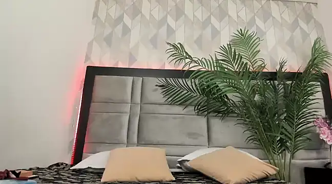 Snapshot of Im_gaia chatting on February 4, 1:16 pm Im gaia online show from February 4, 1:16 pm