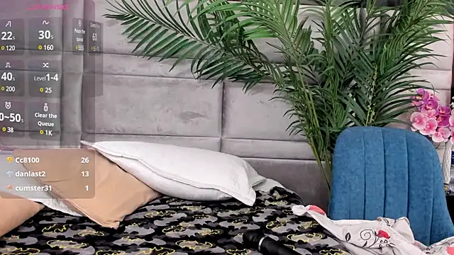 Snapshot of Im_gaia chatting on February 6, 5:09 pm Im gaia online show from February 6, 5:09 pm