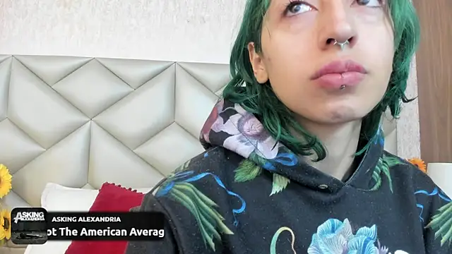 Snapshot of Im_gaia chatting on November 17, 12:11 pm Im gaia online show from November 17, 12:11 pm