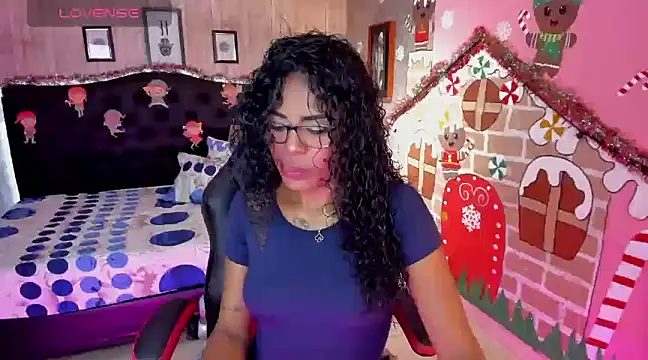 Edelaine rogers online show from December 26, 8:21 pm