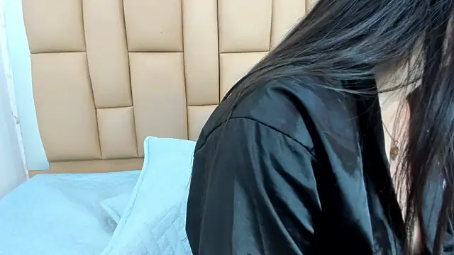Snapshot of Amy_wats0n chatting on January 18, 7:04 pm Amy wats0n online show from January 18, 7:04 pm