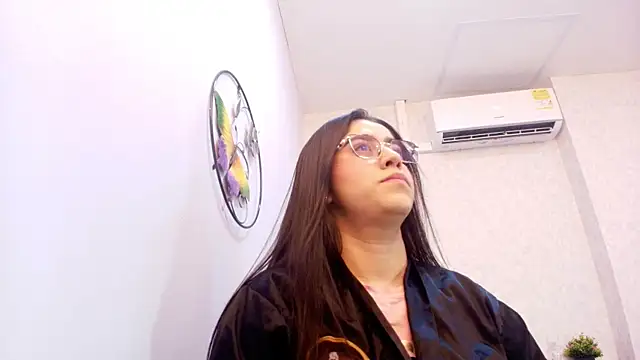 Snapshot of Amy_wats0n chatting on October 6, 7:22 pm Amy wats0n online show from October 6, 7:22 pm