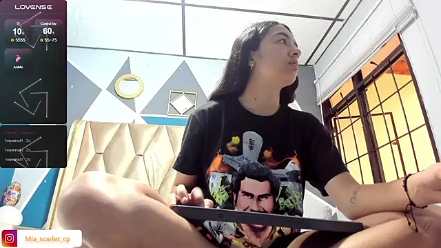 Mia scarlet69 online show from September 16, 12:06 pm