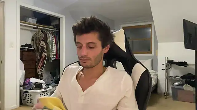 Dylansd online show from December 21, 1:36 am