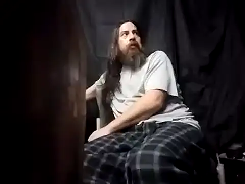 Snapshot of linksjack1010 chatting on February 24, 6:15 pm linksjack1010 online show from February 24, 6:15 pm