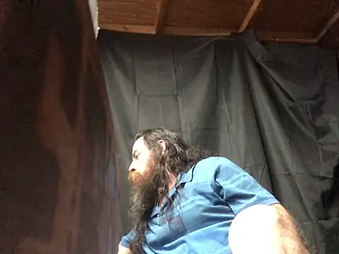 Snapshot of linksjack1010 chatting on February 28, 12:10 am linksjack1010 online show from February 28, 12:10 am