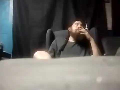 Snapshot of linksjack1010 chatting on March 2, 11:39 am linksjack1010 online show from March 2, 11:39 am