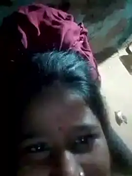 Snapshot of riya_houswife chatting on November 16, 12:44 pm riya houswife online show from November 16, 12:44 pm