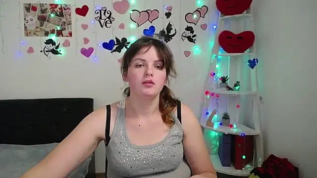 StaceyLex online show from February 18, 9:43 am