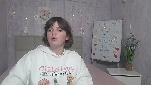 StaceyLex online show from October 14, 5:30 am