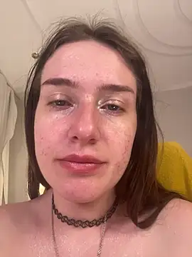 Snapshot of LisaElfy chatting on February 22, 7:01 am LisaElfy online show from February 22, 7:01 am