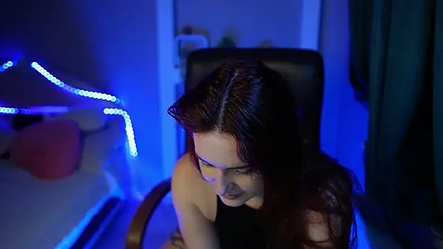 Snapshot of LisaElfy chatting on February 6, 4:54 pm LisaElfy online show from February 6, 4:54 pm