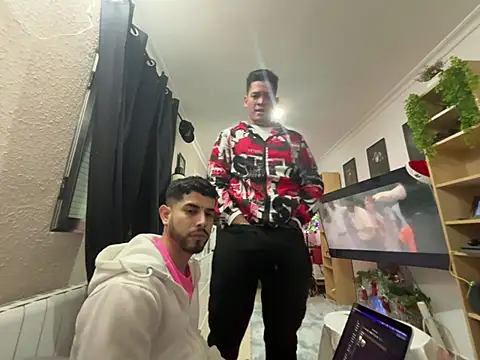 Chicos defiesta online show from December 26, 10:20 pm