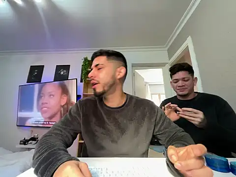 Chicos defiesta online show from January 15, 10:27 am