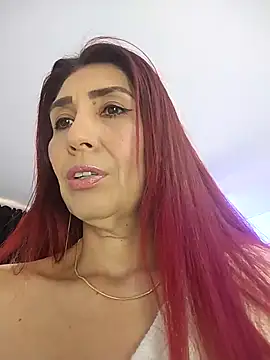 Snapshot of Perla_Franco chatting on February 20, 10:37 pm Perla Franco online show from February 20, 10:37 pm