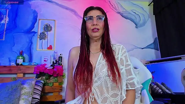 Snapshot of Perla_Franco chatting on September 13, 6:24 am Perla Franco online show from September 13, 6:24 am