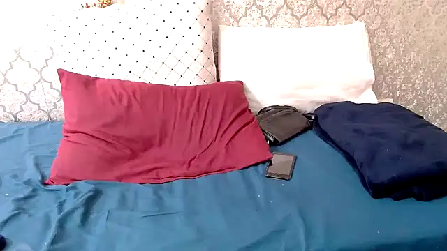 MaximTease24 online show from March 23, 8:04 am