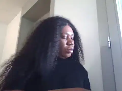 Snapshot of bonbonaumiel chatting on December 6, 11:11 am bonbonaumiel online show from December 6, 11:11 am