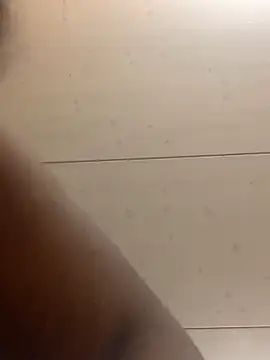 Snapshot of bonbonaumiel chatting on January 5, 4:06 pm bonbonaumiel online show from January 5, 4:06 pm