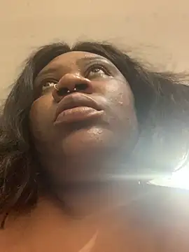 Snapshot of bonbonaumiel chatting on January 5, 7:07 pm bonbonaumiel online show from January 5, 7:07 pm