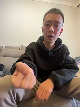 Snapshot of ngg9414 chatting on February 26, 10:26 am ngg9414 online show from February 26, 10:26 am