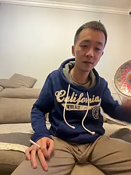 Snapshot of ngg9414 chatting on March 21, 10:17 am ngg9414 online show from March 21, 10:17 am