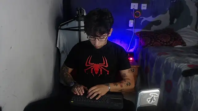 Snapshot of Dereck_Dickson chatting on November 29, 3:09 am Dereck Dickson online show from November 29, 3:09 am