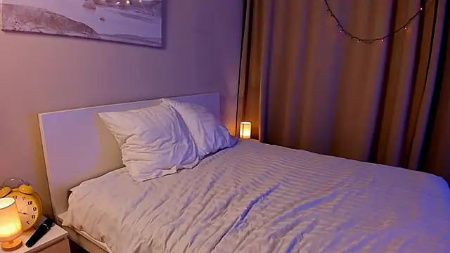 BreckDevall online show from December 26, 8:32 pm