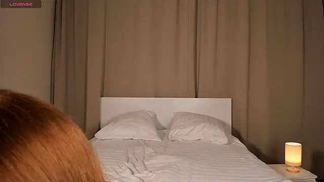 BreckDevall online show from March 15, 7:59 pm