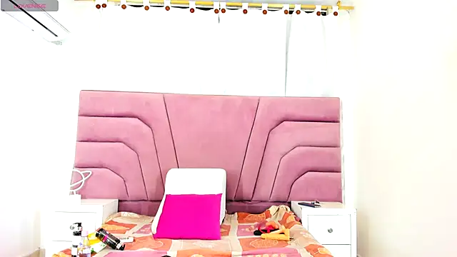 Snapshot of Brianrosex chatting on November 22, 3:27 am Brianrosex online show from November 22, 3:27 am