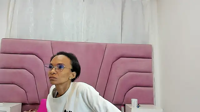 Snapshot of Brianrosex chatting on December 1, 3:22 am Brianrosex online show from December 1, 3:22 am