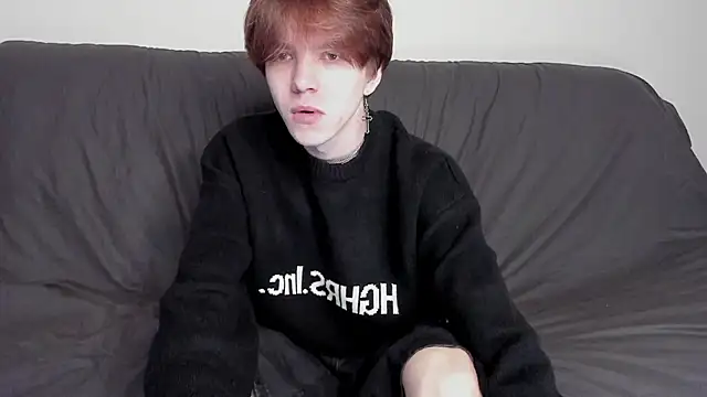 Snapshot of braxiboy chatting on December 4, 10:35 am braxiboy online show from December 4, 10:35 am