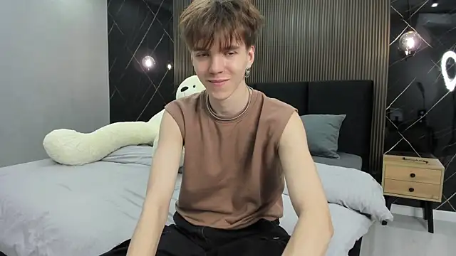 Snapshot of braxiboy chatting on December 27, 10:34 am braxiboy online show from December 27, 10:34 am