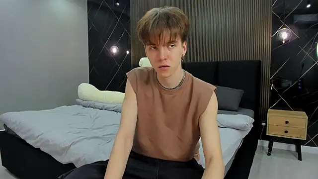 Snapshot of braxiboy chatting on January 2, 3:19 pm braxiboy online show from January 2, 3:19 pm