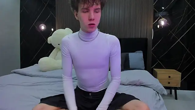 Snapshot of braxiboy chatting on January 21, 1:22 pm braxiboy online show from January 21, 1:22 pm