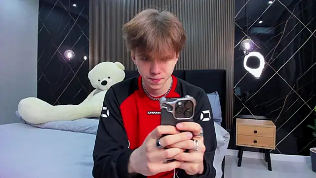 Snapshot of braxiboy chatting on January 24, 3:45 pm braxiboy online show from January 24, 3:45 pm