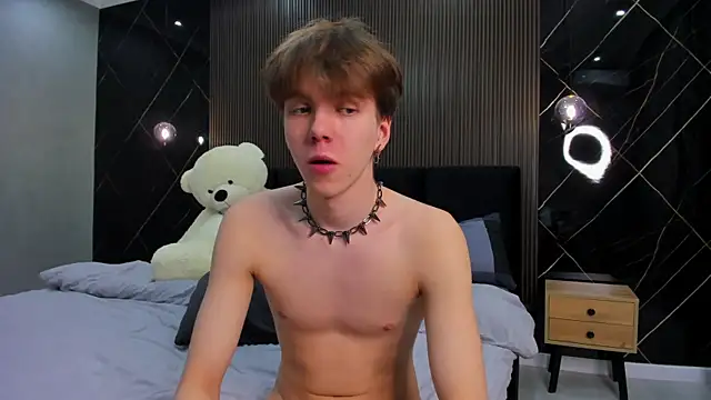 Snapshot of braxiboy chatting on January 26, 1:04 pm braxiboy online show from January 26, 1:04 pm