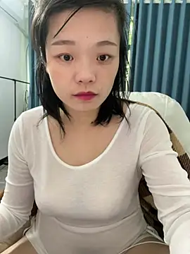 Bella0815 online show from December 26, 2:33 am