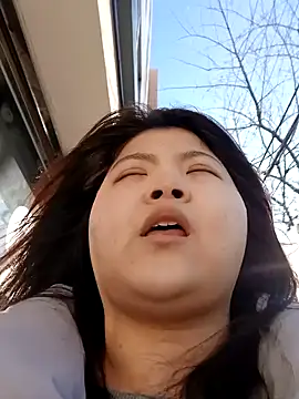 hello098712 online show from February 3, 6:56 am