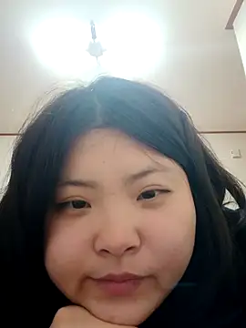 hello098712 online show from March 13, 3:39 pm