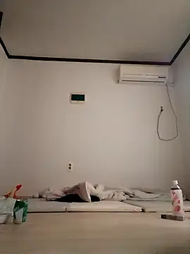 hello098712 online show from September 13, 10:09 pm